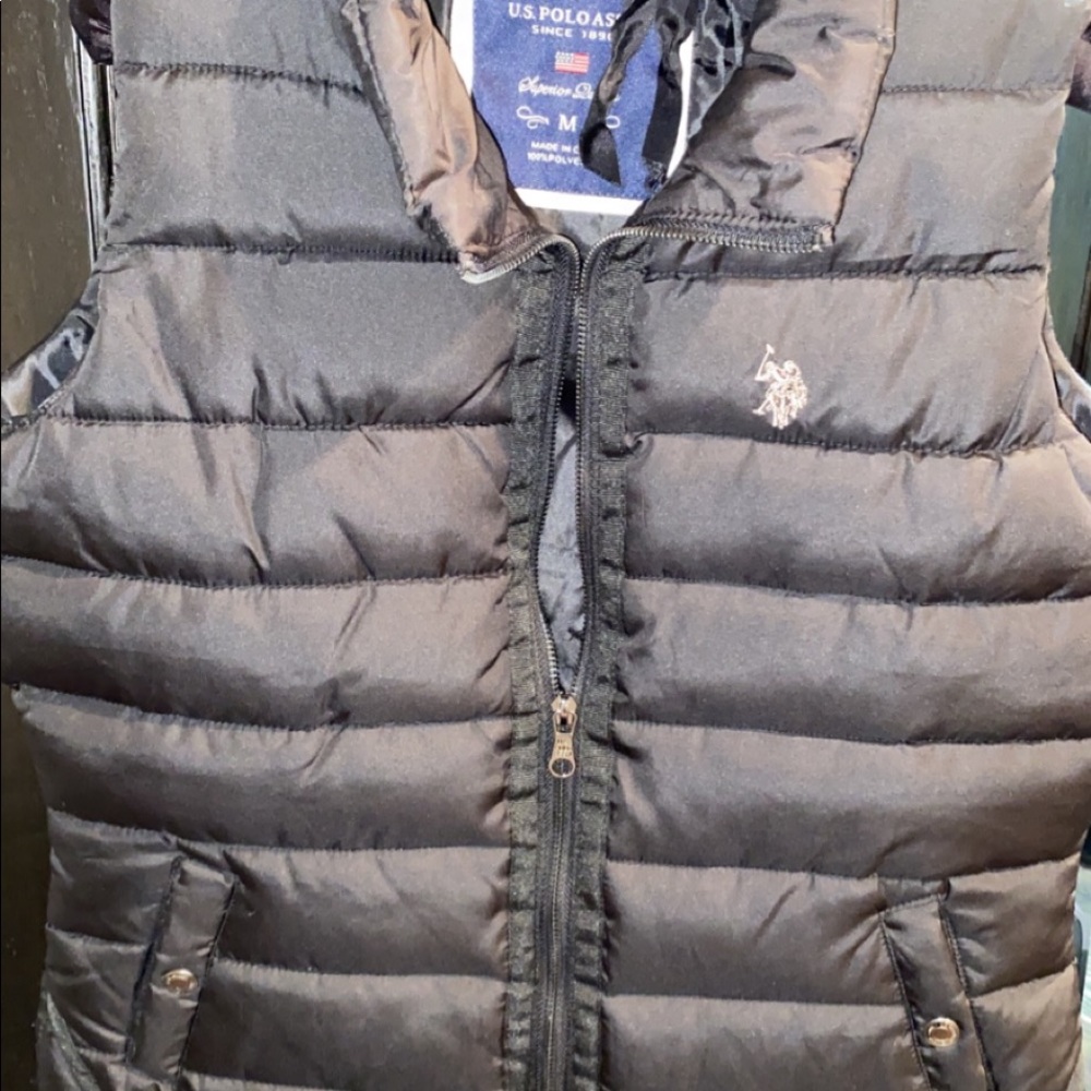 NWT polo vest black